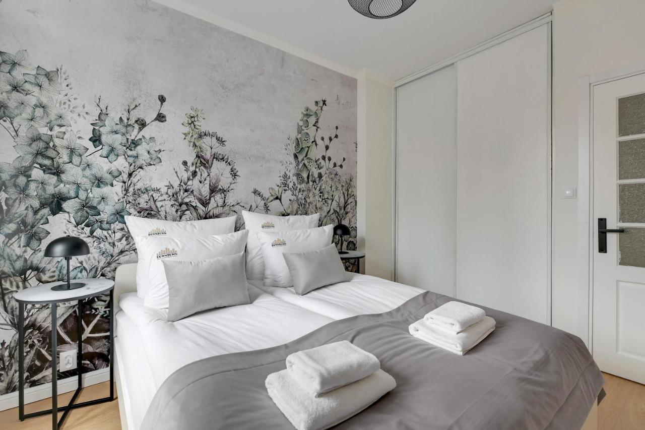 Old Town Ogarna IV Glamour By Downtown Apartments Danzig Exterior foto